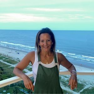 Meet your Posher, Brenda